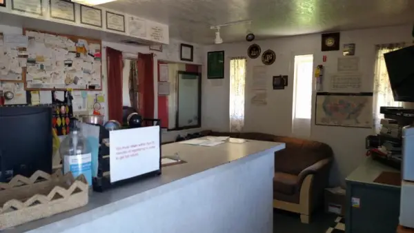 Essex House Motel Main image